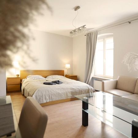 By The River And City Center - Comfortable Rooms Breslavia Esterno foto