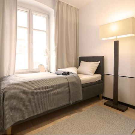 By The River And City Center - Comfortable Rooms Breslavia Esterno foto