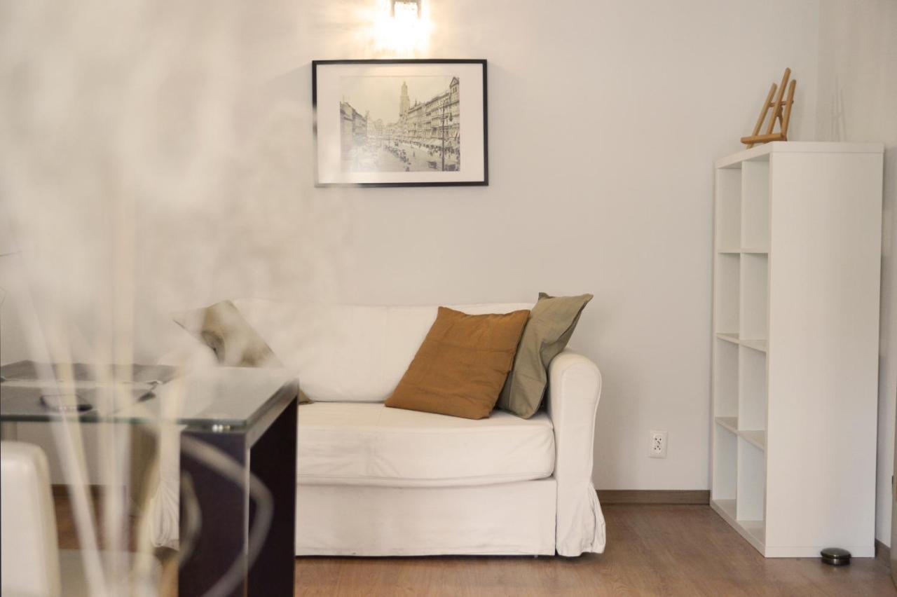 By The River And City Center - Comfortable Rooms Breslavia Esterno foto